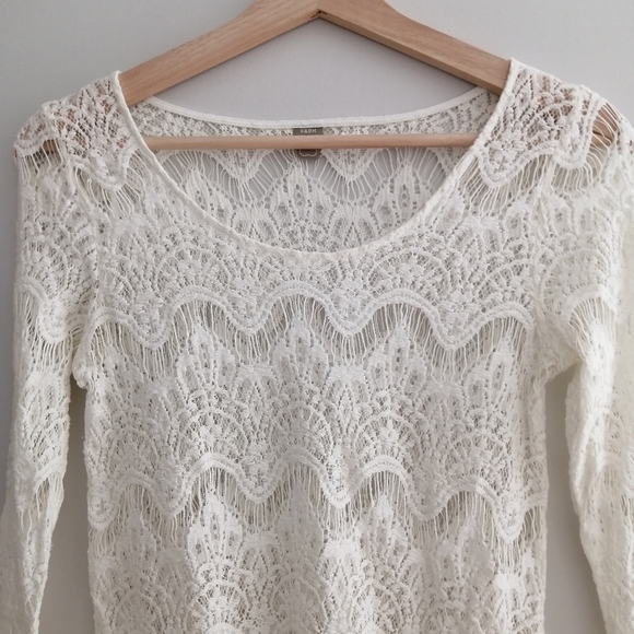 Farm Rio Sheer Lace Long Sleeve Ivory Blouse P (00-0) - Picture 3 of 16